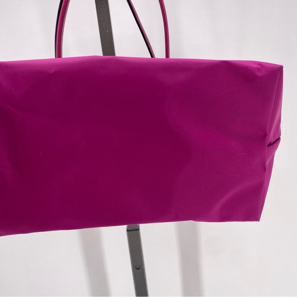 Longchamp fuchsia Le Pliage medium nylon tote bag - Picture 4 of 11